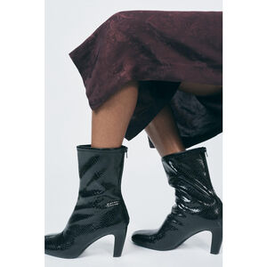 Zara Heeled Textured Ankle Boots Size 40